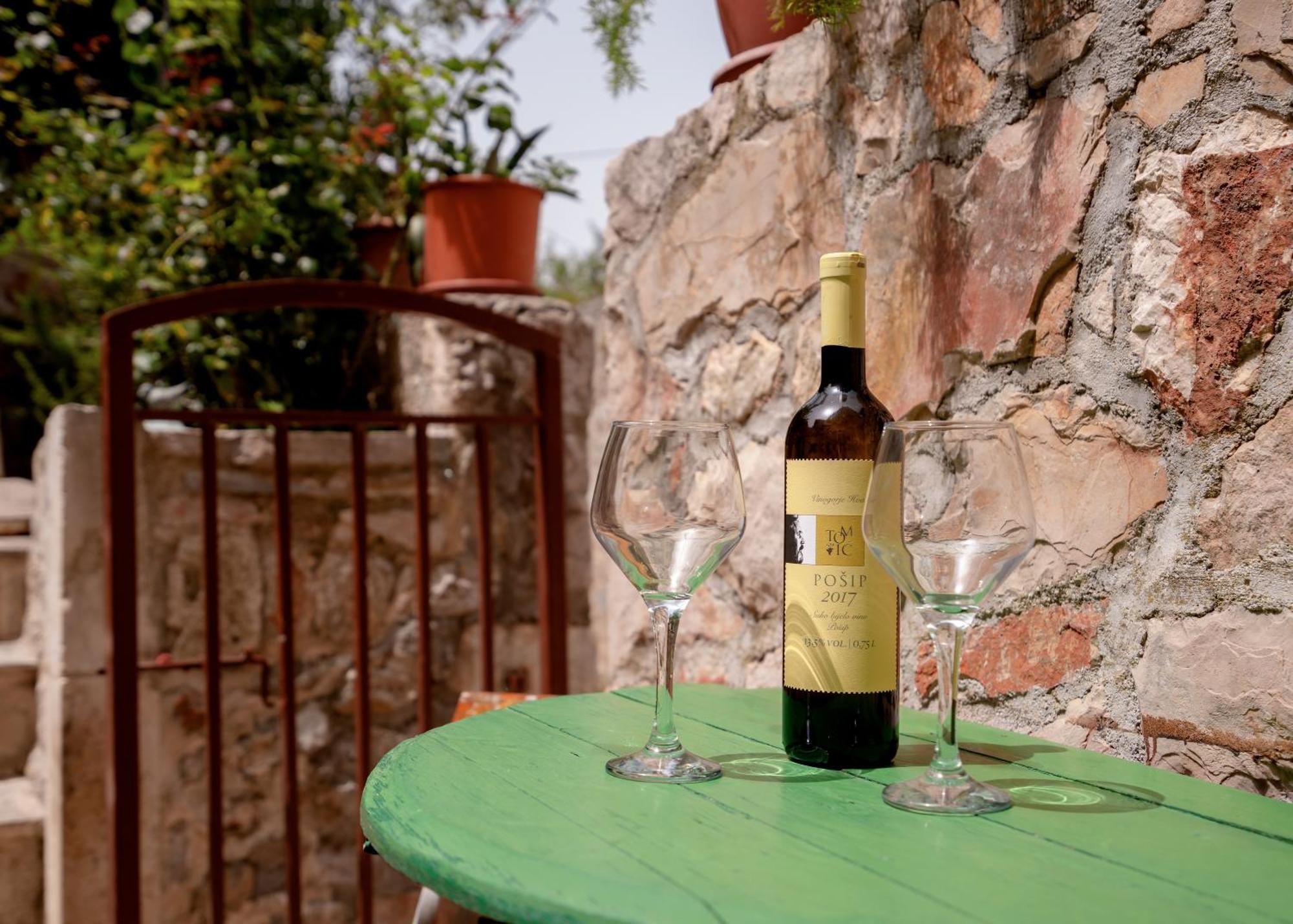 Holiday Home Skala With Hot Tub & Kala With Terrace Pitve Εξωτερικό φωτογραφία